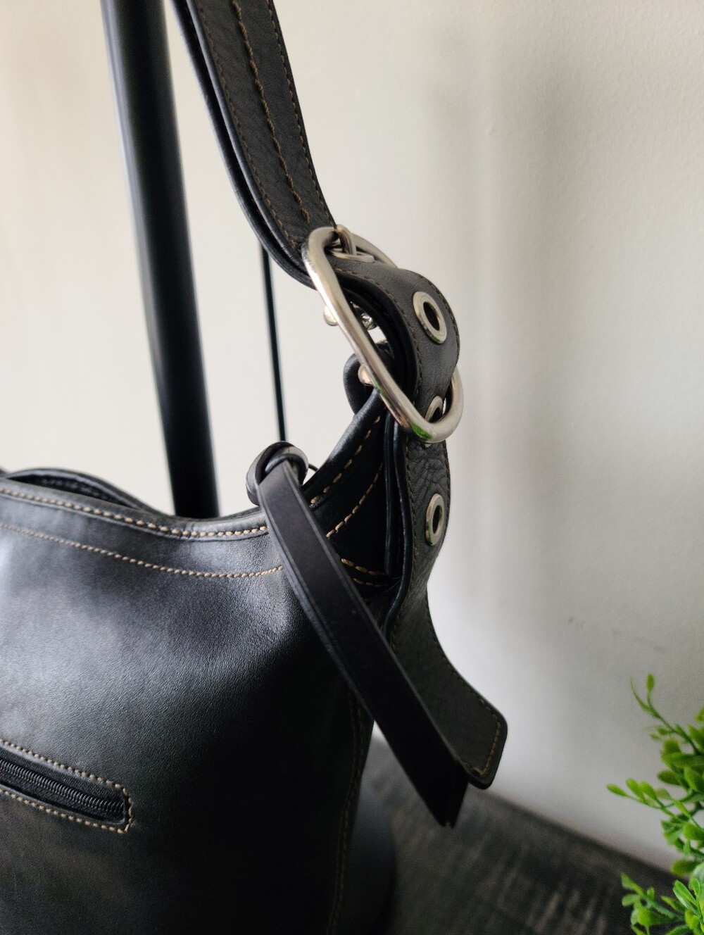 Coach Vintage Black Leather Bleecker Duffle Bucket Bag #F13353 - Picture 5 of 15